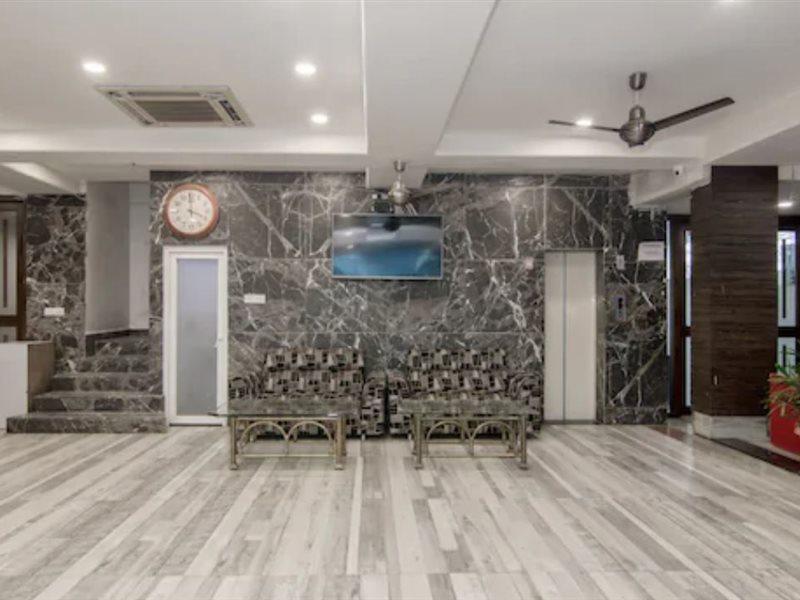 Syona Residency Hotel Лакнау Екстериор снимка