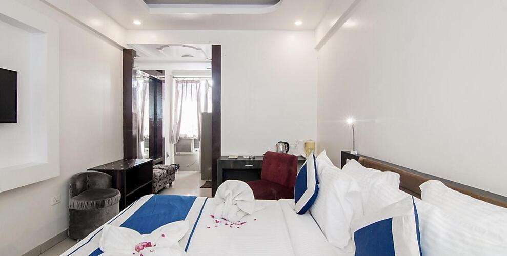 Syona Residency Hotel Лакнау Екстериор снимка
