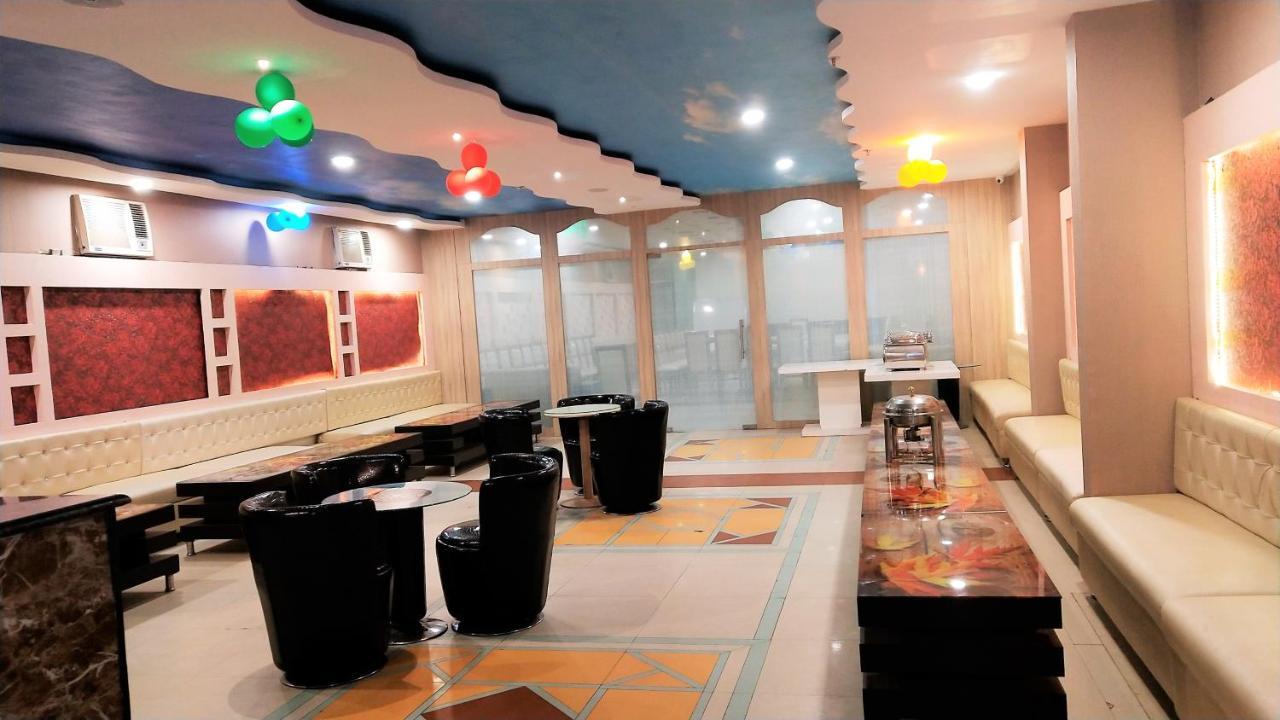 Syona Residency Hotel Лакнау Екстериор снимка