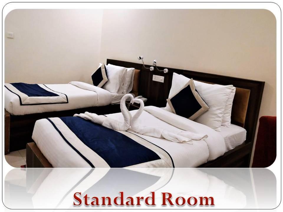 Syona Residency Hotel Лакнау Екстериор снимка